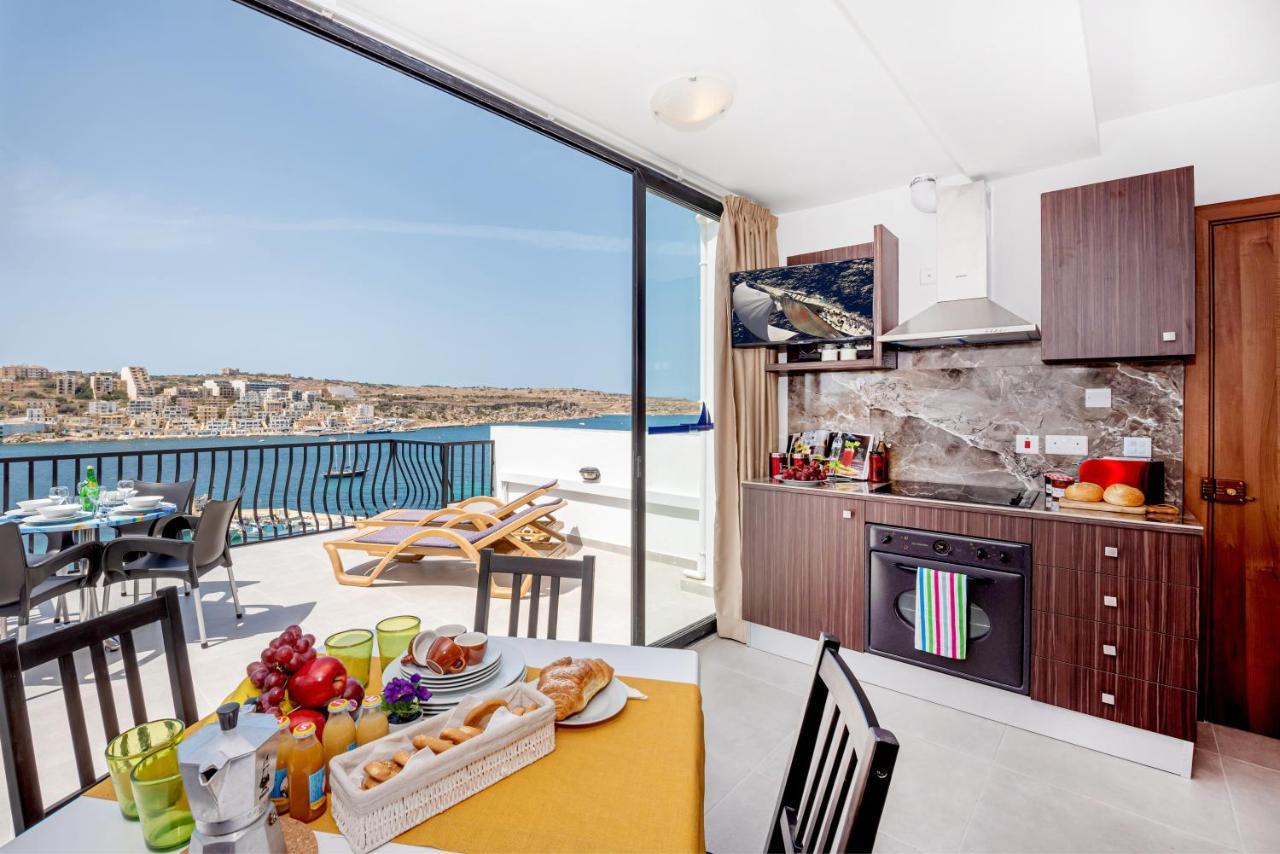 Harbour Lights Seafront Penthouse, With Large Terrace With Stunning Panoramic Sea Views - By Getawaysmalta Apartamento *