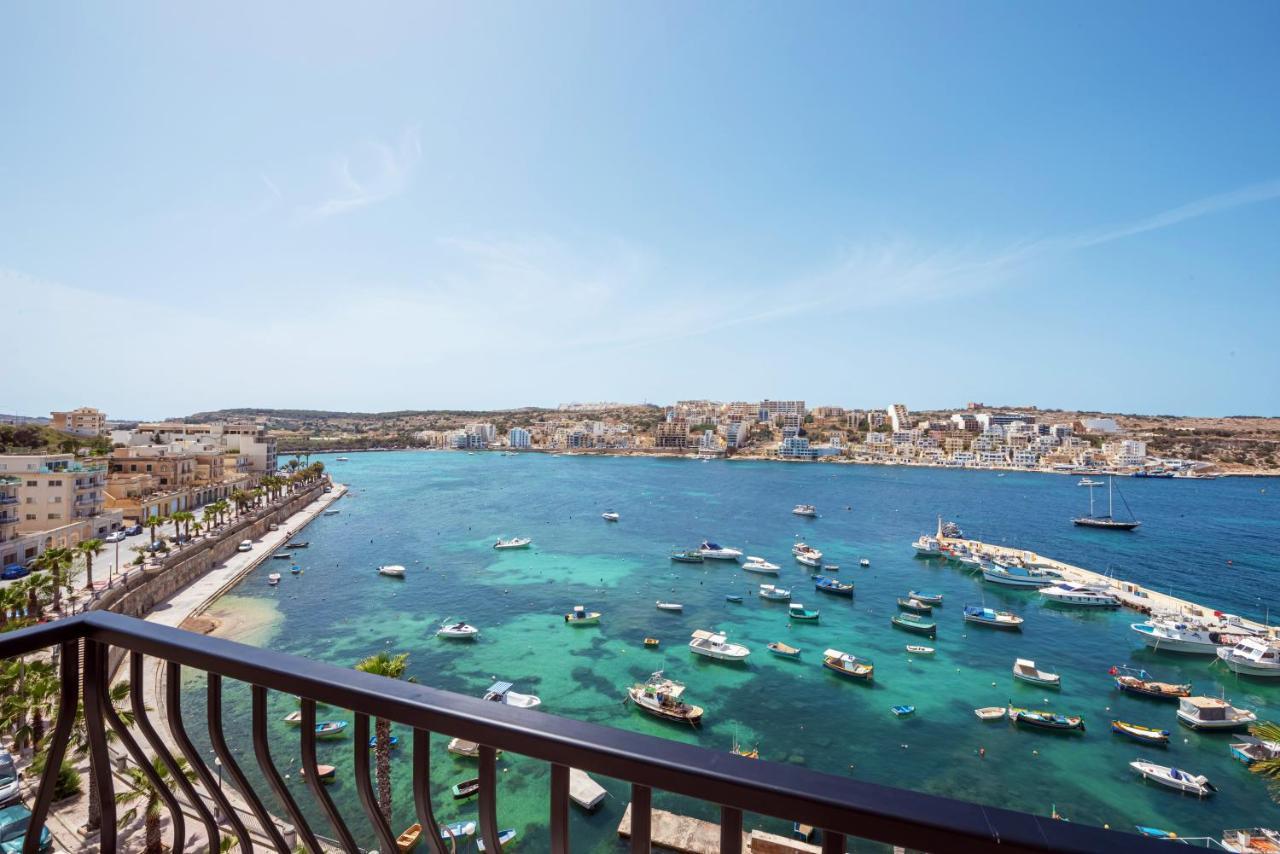 Apartment Harbour Lights: Seafront Penthouse With Panoramic Terrace St. Paul's Bay