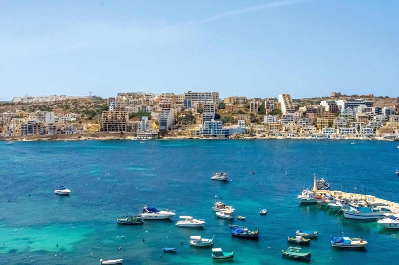 Harbour Lights: Seafront Penthouse With Panoramic Terrace St. Paul's Bay